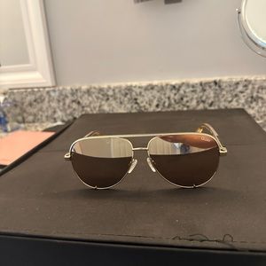 Gold Quay Sungalsses